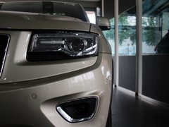 2014款 3.6L 自动 精英导航版 5座