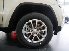 2014款 3.6L 自动 精英导航版 5座