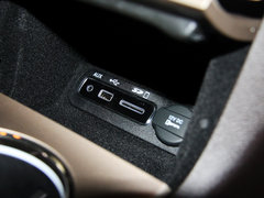 2014款 3.6L 自动 精英导航版 5座