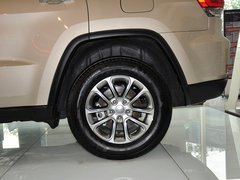 2014款 3.6L 自动 精英导航版 5座