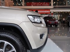 2014款 3.6L 自动 精英导航版 5座