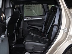 Jeep吉普  3.6L 自动 第二排座椅正视图