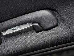 2014款 3.6L 自动 精英导航版 5座