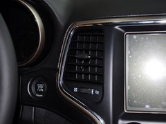 2014款 3.6L 自动 精英导航版 5座