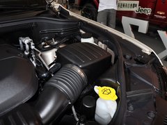 2014款 3.6L 自动 精英导航版 5座