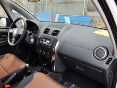 2013款 酷锐版 1.6L 手动 舒适型