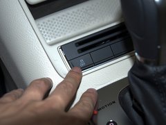2013款 1.8TSI 自动 四驱豪华型