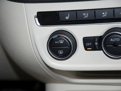 2013款 1.8TSI 自动 四驱豪华型