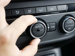 2013款 1.4TSI 手动 两驱蓝驱版