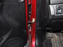 2010款 1.6L 手动 基本型 5门
