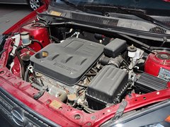 2010款 1.6L 手动 基本型 5门