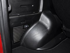 2010款 1.6L 手动 基本型 5门