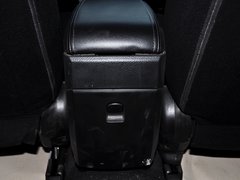 2010款 1.6L 手动 基本型 5门