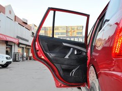 2010款 1.6L 手动 基本型 5门