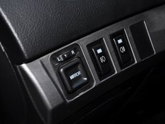2010款 1.6L 手动 基本型 5门