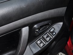2010款 1.6L 手动 基本型 5门