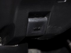 2010款 1.6L 手动 基本型 5门