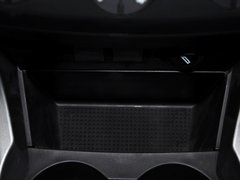 2010款 1.6L 手动 基本型 5门