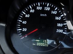 2010款 1.6L 手动 基本型 5门