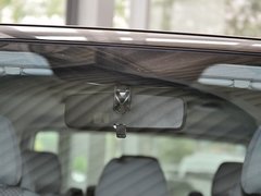 2013 3.0L 自动 商务型