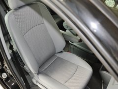 福建奔驰  3.0L 自动 副驾驶席座椅45度特写