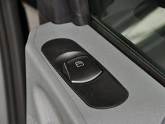威霆 2013款 3.0L 自动 商务型