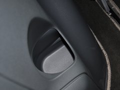威霆 2013款 3.0L 自动 商务型