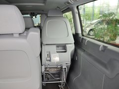 2013 3.0L 自动 商务型
