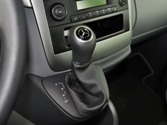 2013 3.0L 自动 商务型