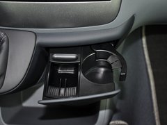 2013 3.0L 自动 商务型