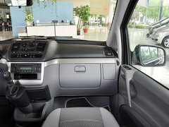 2013 3.0L 自动 商务型
