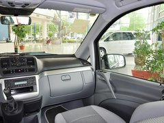 2013 3.0L 自动 商务型