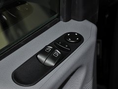 2013 3.0L 自动 商务型