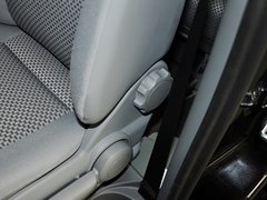 2013 3.0L 自动 商务型