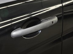 2013 3.0L 自动 商务型