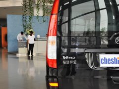 2013 3.0L 自动 商务型
