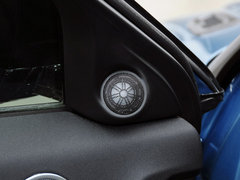 2013款 2.0T 自动 3门眩蓝限量版 4座