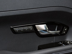 2013款 2.0T 自动 3门眩蓝限量版 4座