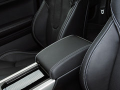 2013款 2.0T 自动 3门眩蓝限量版 4座