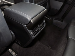 2013款 2.0T 自动 3门眩蓝限量版 4座