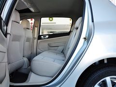 2013款 1.6L 自动 两厢舒适版
