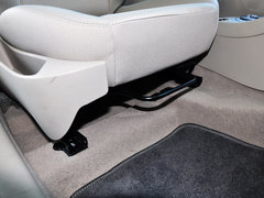 2013款 1.6L 自动 两厢舒适版