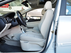 2013款 1.6L 自动 两厢舒适版