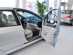 2013款 1.6L 自动 两厢舒适版