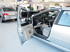 2013款 1.6L 自动 两厢舒适版