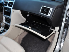 2013款 1.6L 自动 两厢舒适版