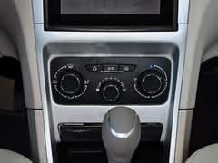 2013款 1.6L 自动 两厢舒适版