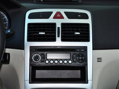 2013款 1.6L 自动 两厢舒适版