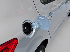 2013款 1.6L 自动 两厢舒适版