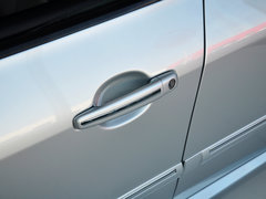 2013款 1.6L 自动 两厢舒适版